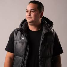 Darter and hardstyle DJ Jeffrey de Zwaan